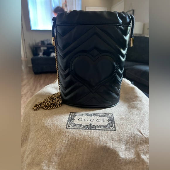 GG MARMONT MINI BUCKET BAG - Picture 3 of 9